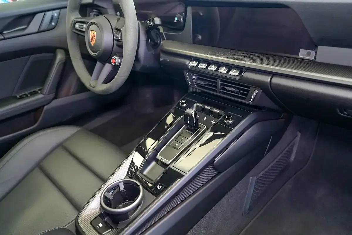 Porsche 911 3.0 AMT RWD (394 hp) - 10