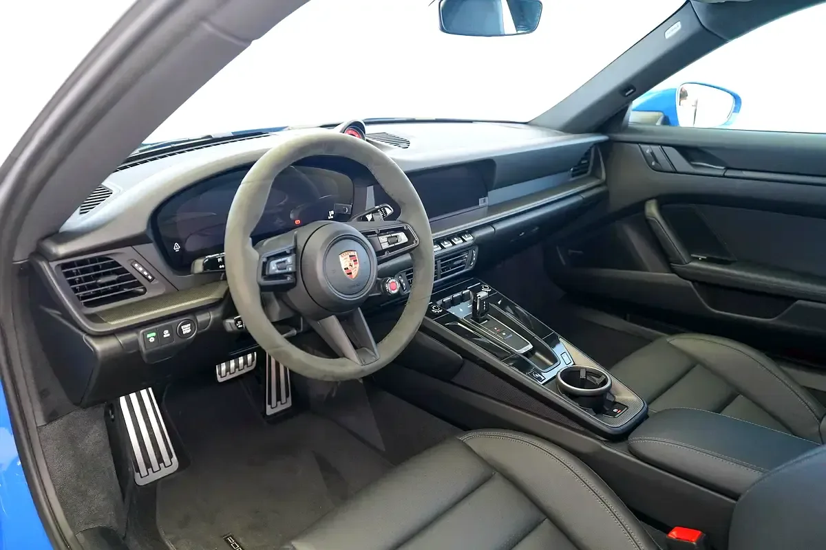 Porsche 911 3.0 AMT RWD (394 hp) - 12