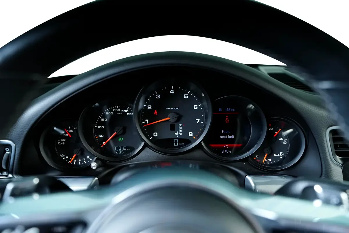 Porsche 911 3.0 PDK (370 حصان) - 16