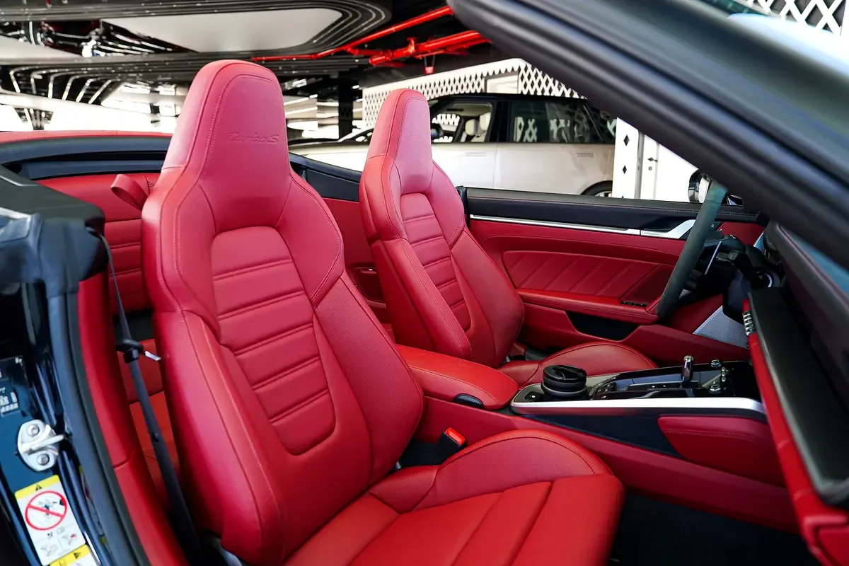Porsche 911 3.6 AMT AWD (495 حصان) - 11
