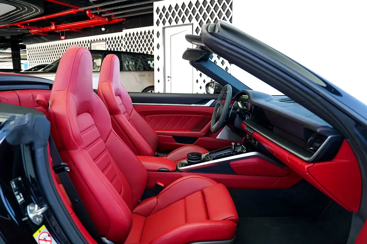 Porsche 911 3.6 AMT AWD (495 حصان) - 10