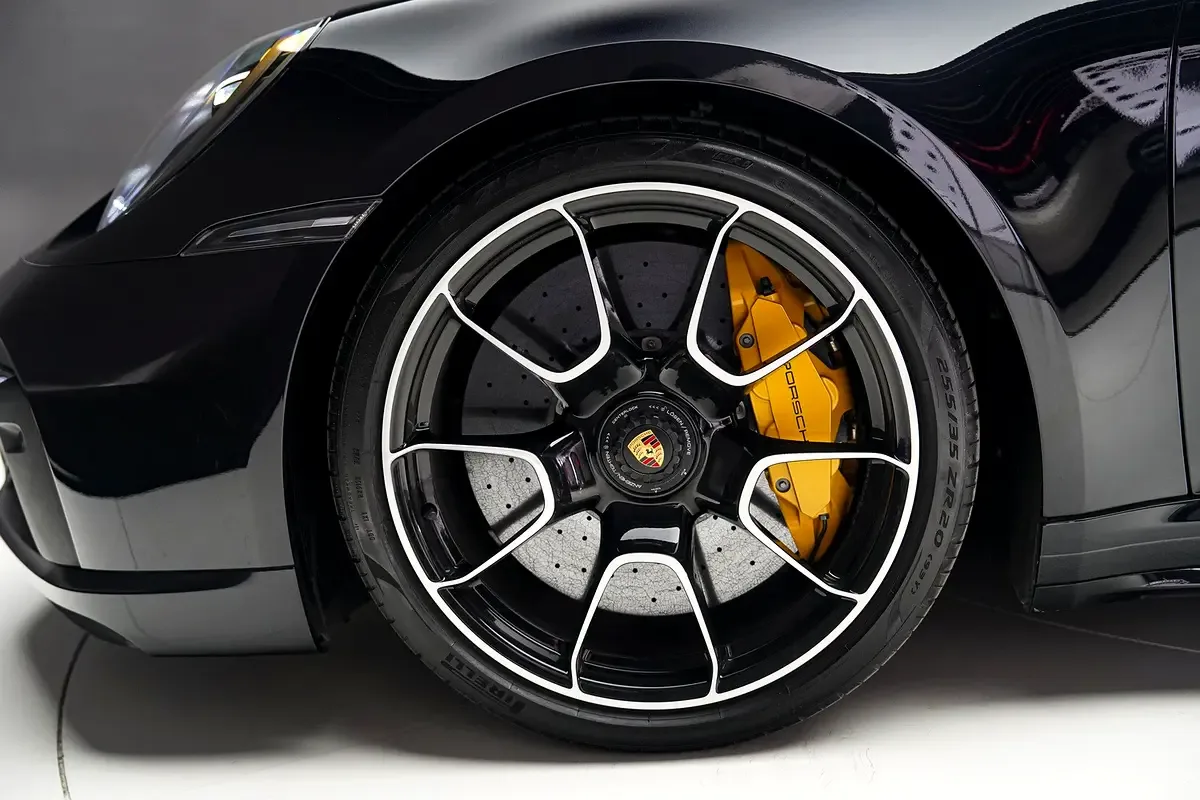 Porsche 911 3.6 AMT AWD (495 حصان) - 18