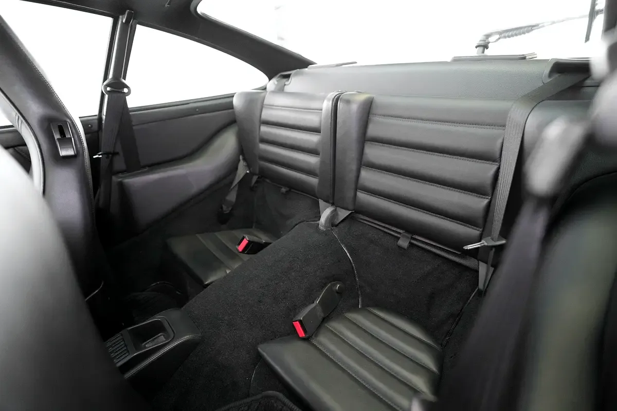 Porsche 911 3.6 MT Turbo (360 hp) - 11