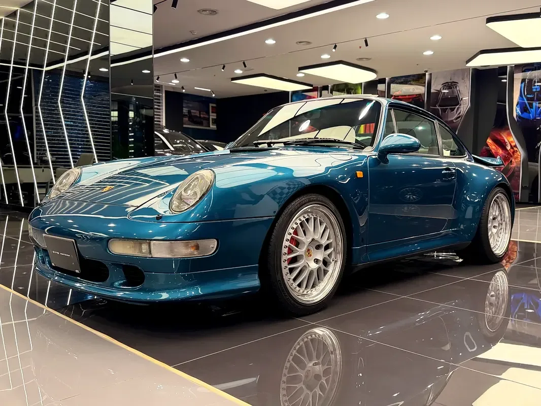 Porsche 911 3.6 MT Turbo (408 حصان) - 4