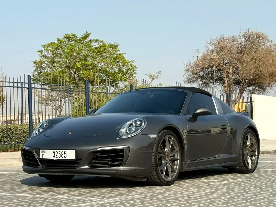 Porsche 911 4 3.0 PDK (370 hp)