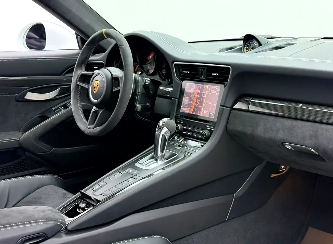 Porsche 911 RS 4.0 PDK (520 حصان) - 11