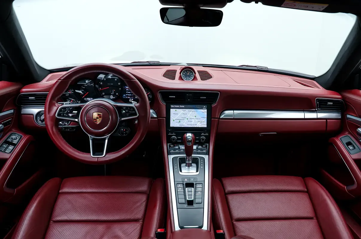 Porsche 911 S 3.0 PDK (450 hp) - 12