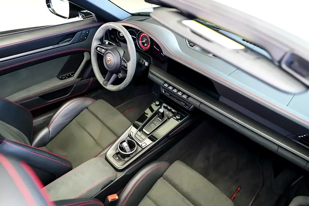 Porsche 911 S 3.0 PDK (450 hp) - 10