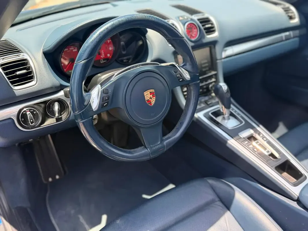 Porsche Boxster 2.7 PDK (265 hp) - 11