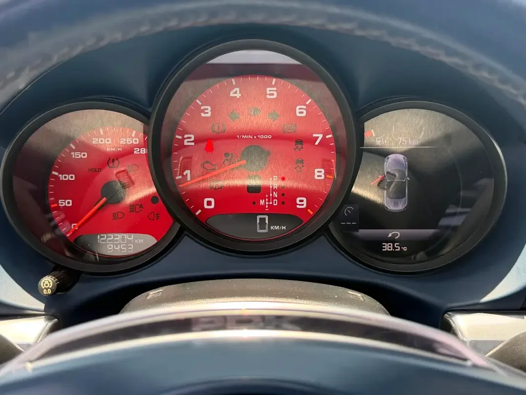 Porsche Boxster 2.7 PDK (265 hp) - 13