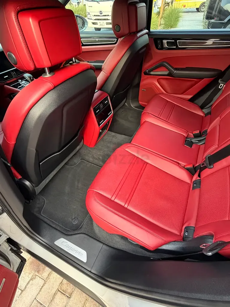Porsche Cayenne 3.0 AT 4WD (340 حصان) - 12