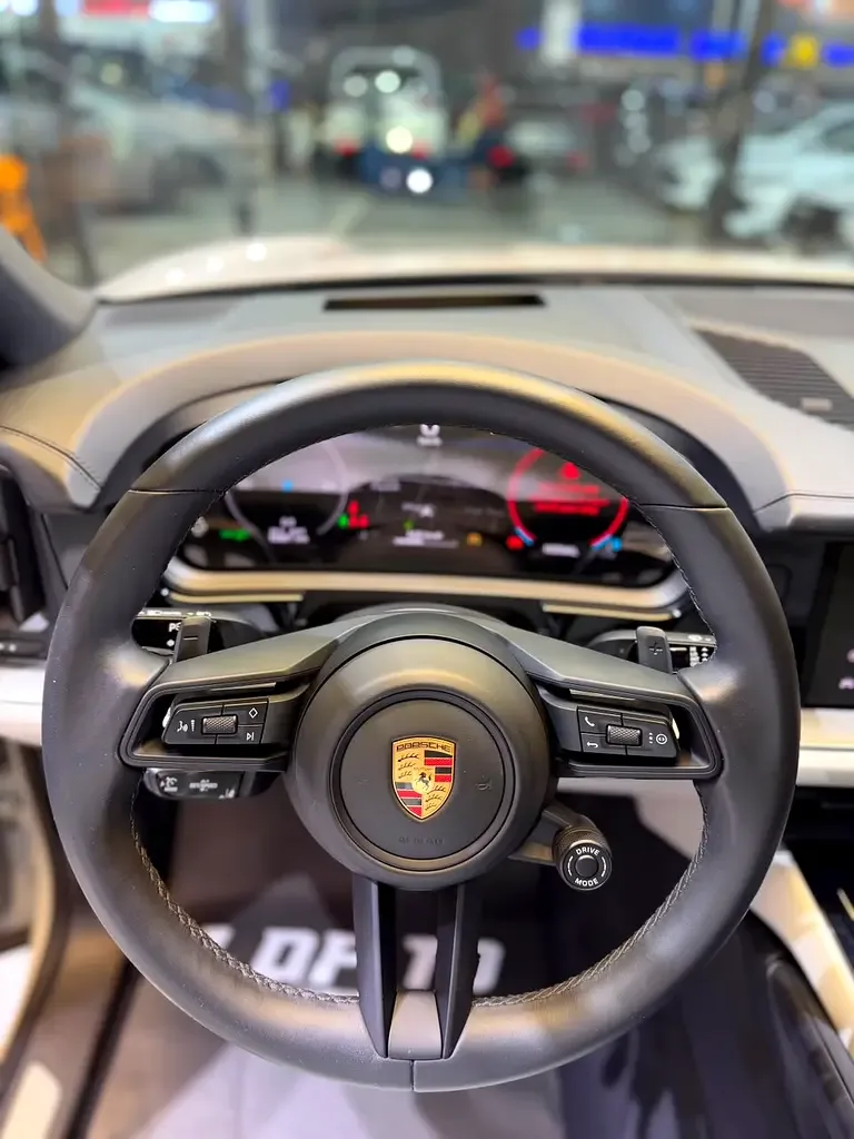 Porsche Cayenne 3.0 AT AWD (353 حصان) - 12