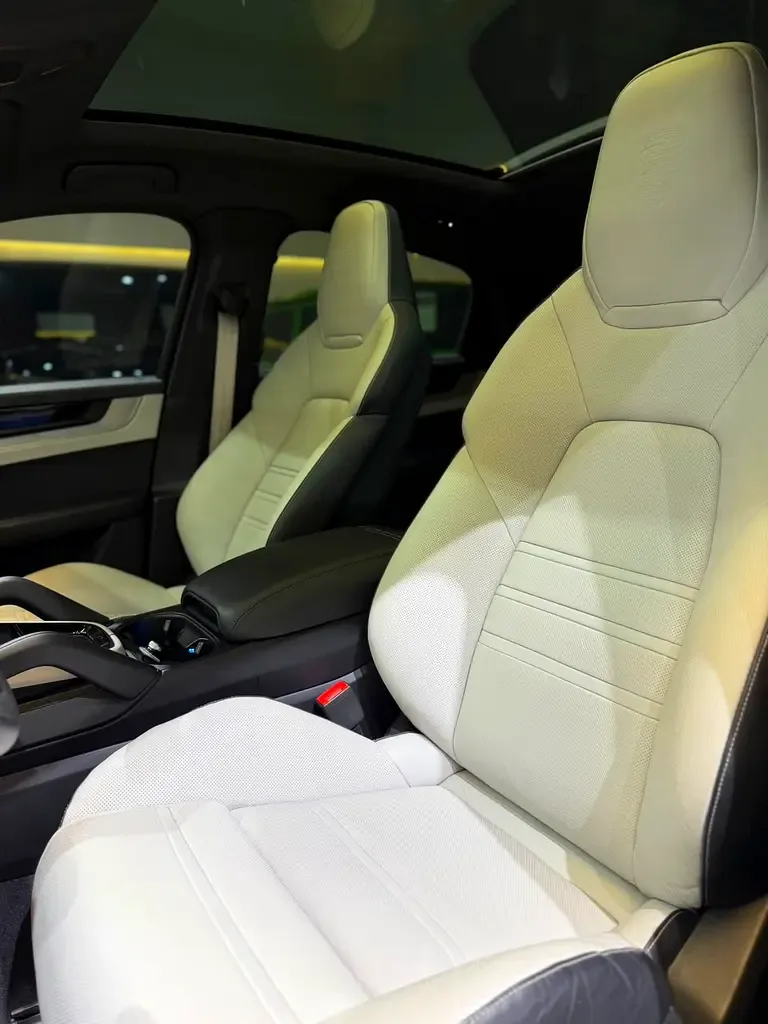 Porsche Cayenne 3.0 AT AWD (353 حصان) - 16