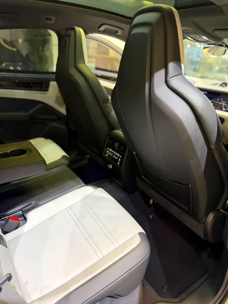 Porsche Cayenne 3.0 AT AWD (353 حصان) - 17