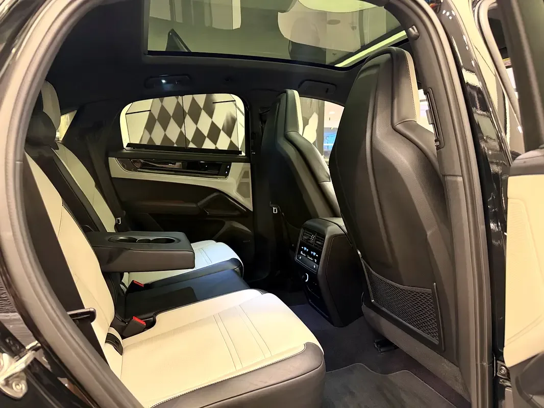 Porsche Cayenne 3.0 AT AWD (353 حصان) - 7