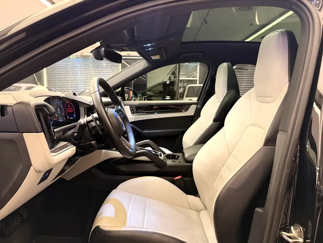 Porsche Cayenne 3.0 AT AWD (353 حصان) - 10