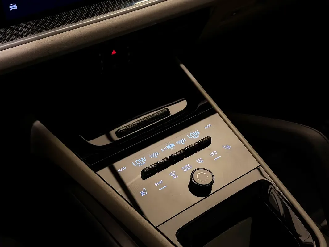 Porsche Cayenne 3.0 AT AWD (353 حصان) - 15