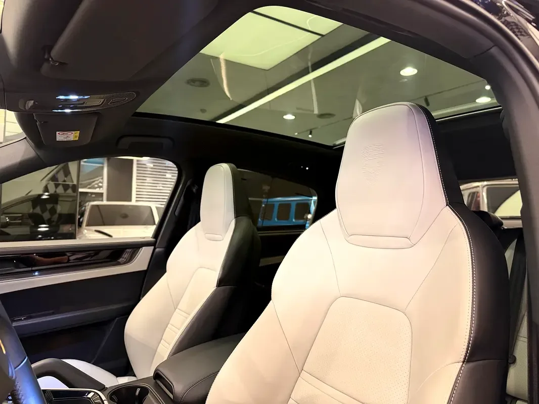 Porsche Cayenne 3.0 AT AWD (353 حصان) - 16