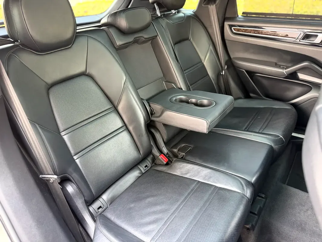 Porsche Cayenne 3.0 Tiptronic AWD (340 hp) - 17
