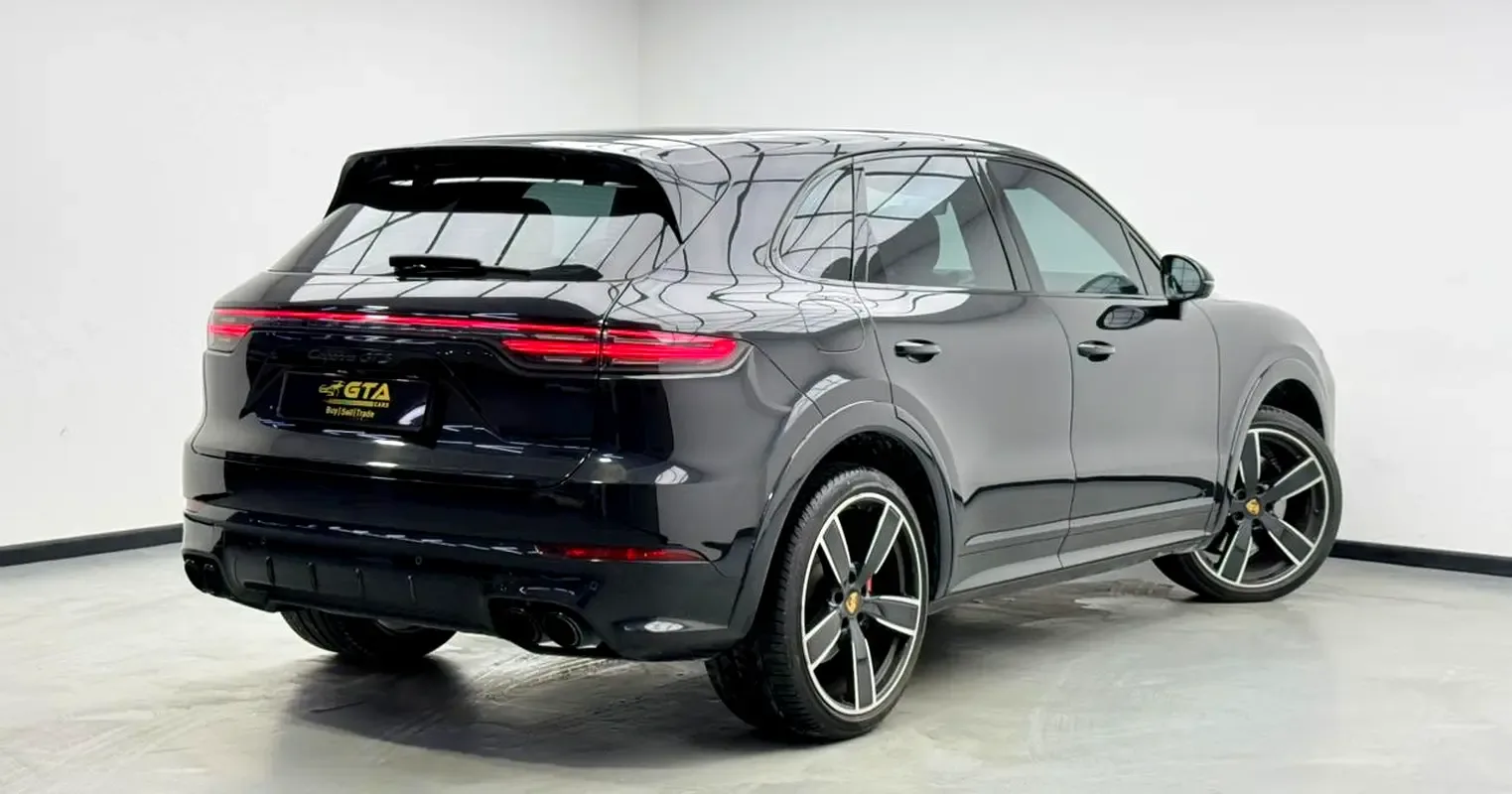 Porsche Cayenne 4.0 AT 4WD (460 حصان) - 6
