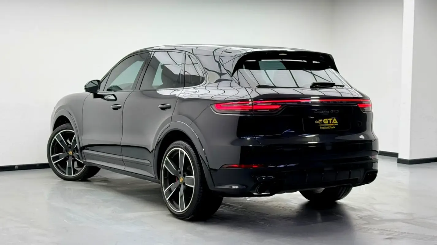 Porsche Cayenne 4.0 AT 4WD (460 حصان) - 4