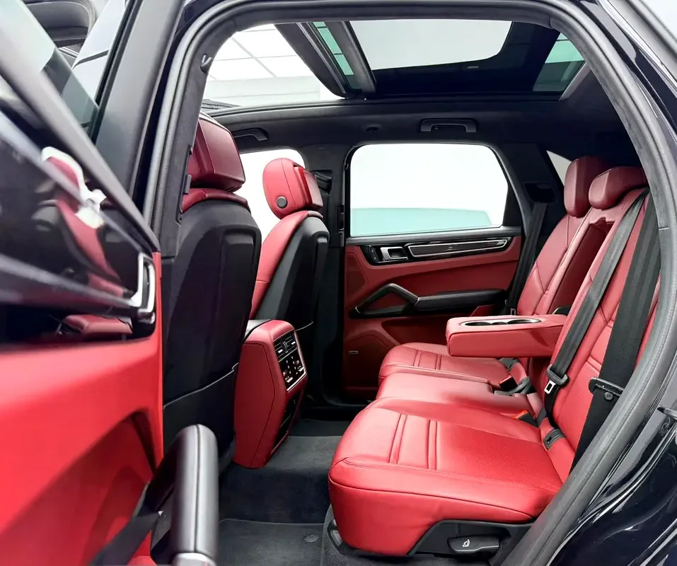 Porsche Cayenne 4.0 AT 4WD (460 حصان) - 13