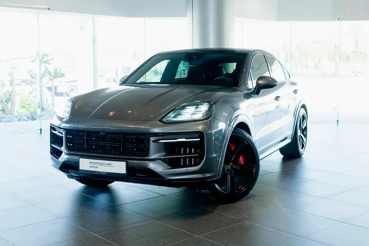 Porsche Cayenne 4.0 AT 4WD (474 hp)