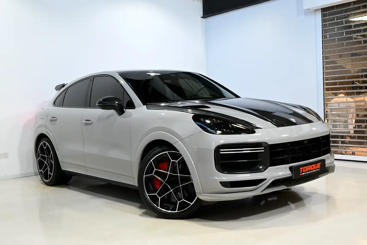 Porsche Cayenne 4.0 AT 4WD (640 hp)