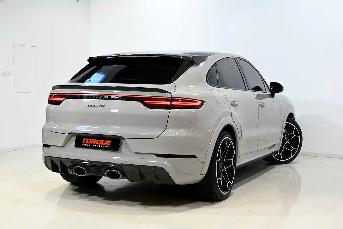 Porsche Cayenne 4.0 AT 4WD (640 حصان) - 4