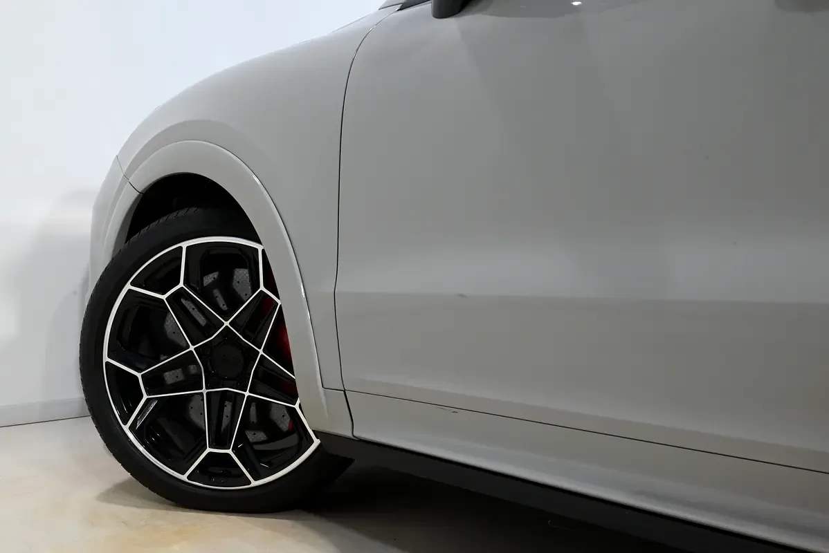 Porsche Cayenne 4.0 AT 4WD (640 حصان) - 7