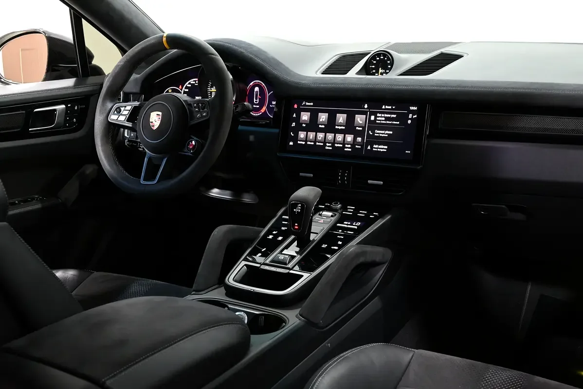 Porsche Cayenne 4.0 AT 4WD (640 حصان) - 17