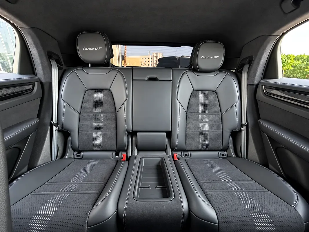 Porsche Cayenne 4.0 AT 4WD (640 hp) - 13