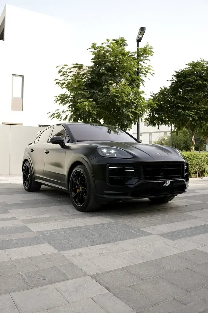 Porsche Cayenne 4.0 AT 4WD (659 hp) - 4