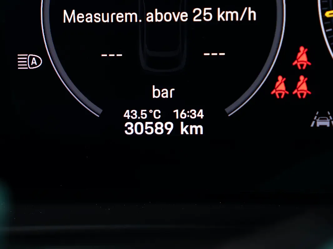 Porsche Cayenne 4.0 AT AWD (500 حصان) - 8