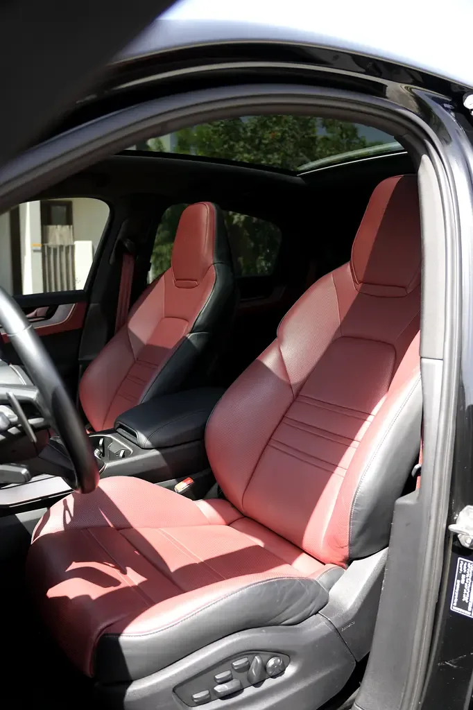 Porsche Cayenne 4.0 AT AWD (500 حصان) - 4