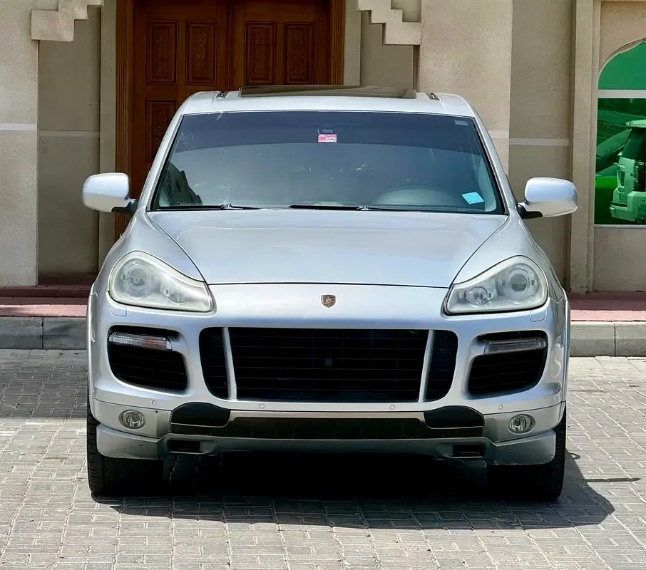 Porsche Cayenne 4.8 AT S (385 hp)