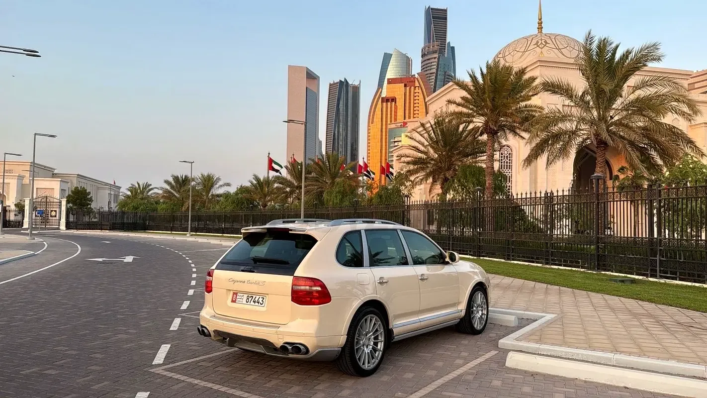 Porsche Cayenne 4.8 AT S (385 hp)