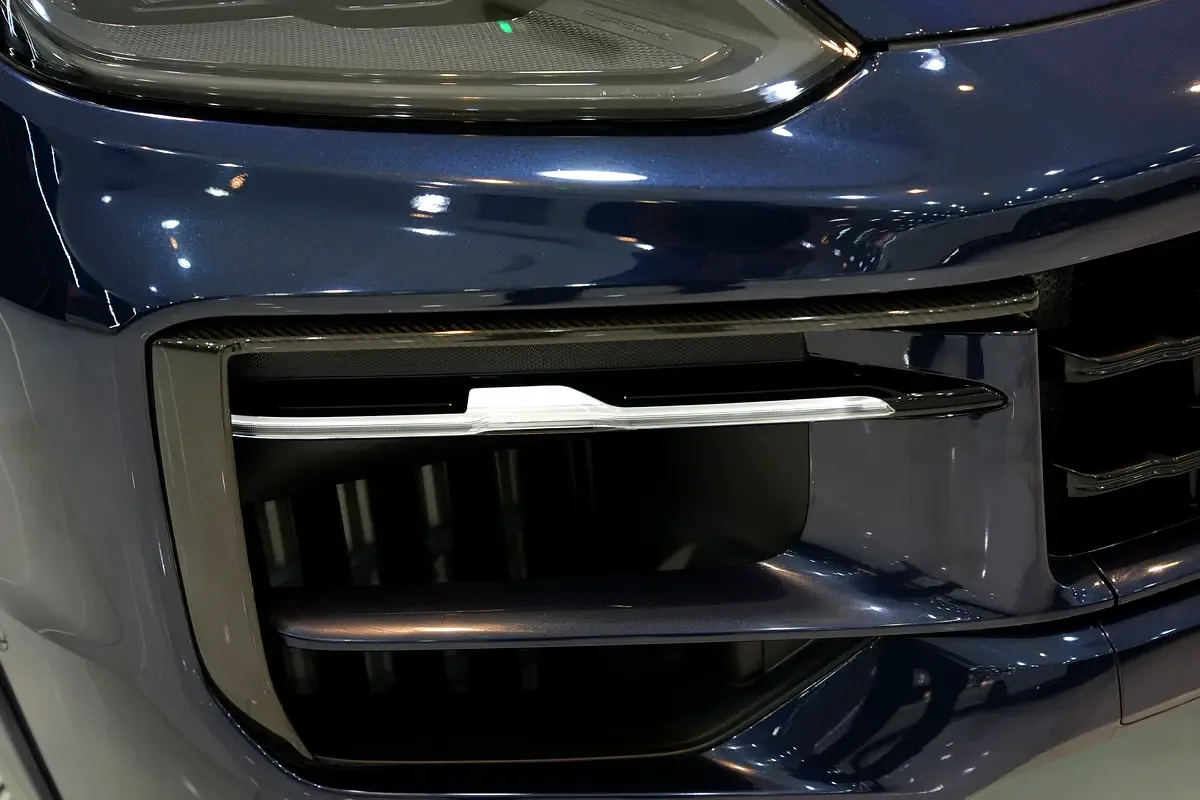 Porsche Cayenne E AT AWD (442 hp) - 15