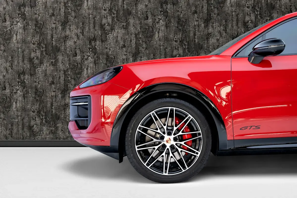 Porsche Cayenne E AT AWD (442 حصان) - 6