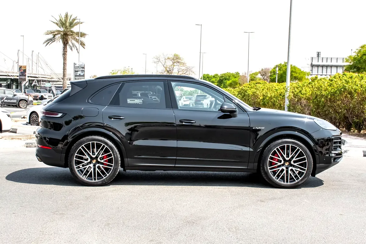 Porsche Cayenne E AT AWD (442 حصان) - 5