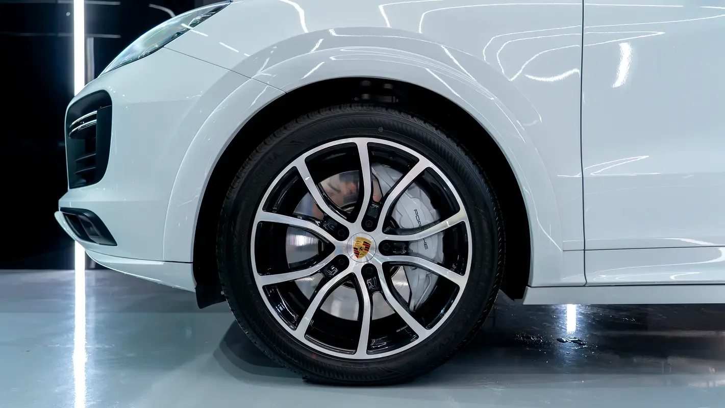 Porsche Cayenne Turbo 4.0 Tiptronic AWD (550 hp) - 5