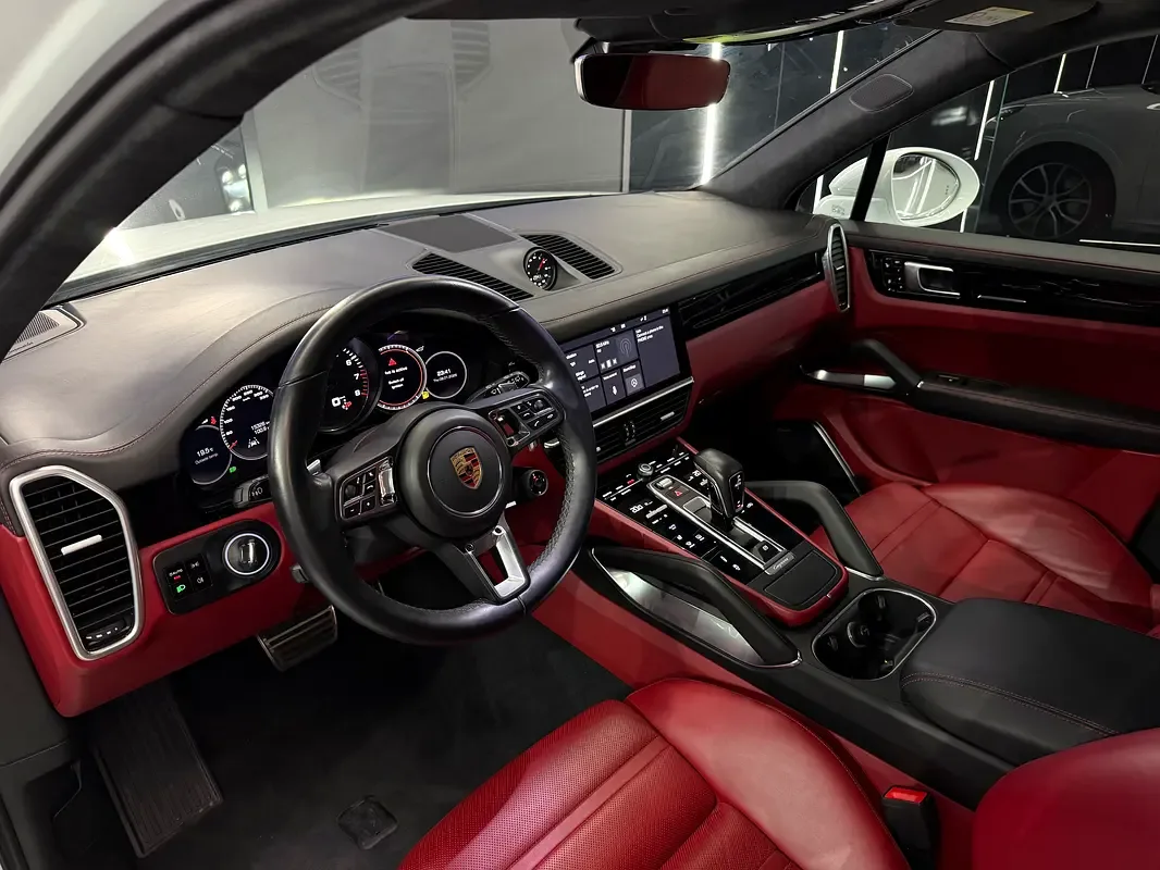 Porsche Cayenne Turbo 4.0 Tiptronic AWD (550 hp) - 10