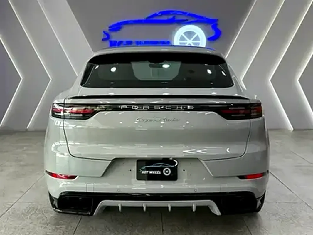 Porsche Cayenne Turbo 4.0 Tiptronic AWD (550 hp) - 4