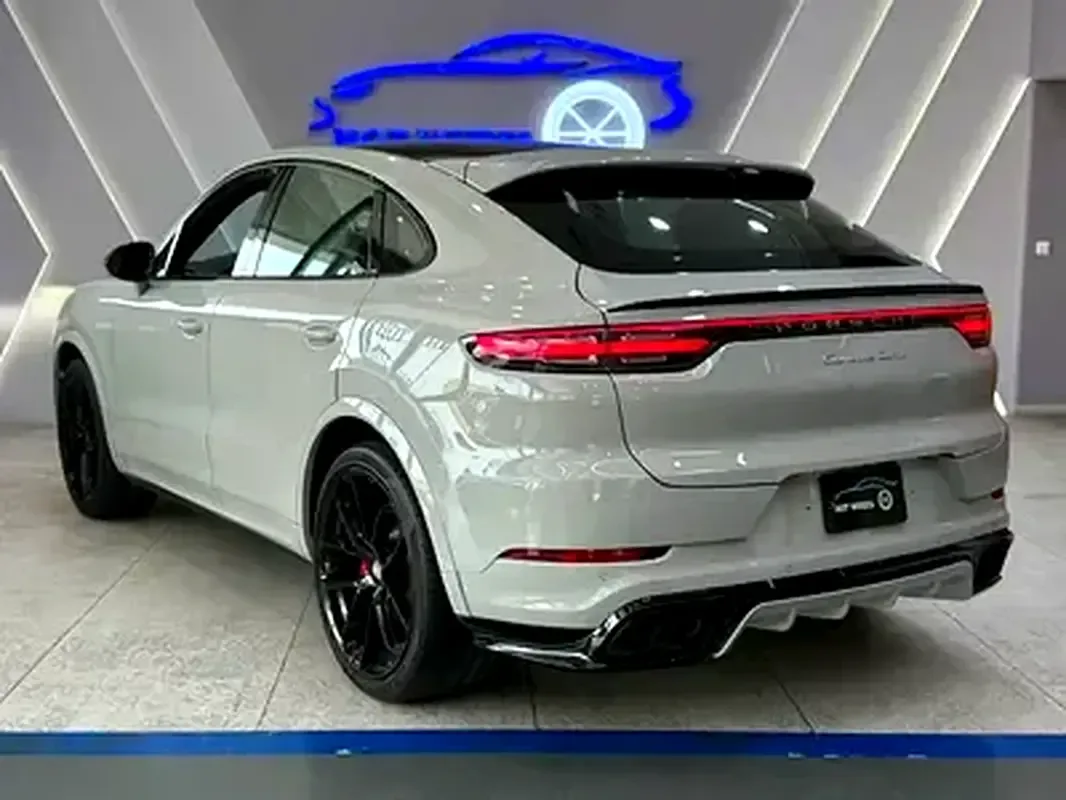 Porsche Cayenne Turbo 4.0 Tiptronic AWD (550 hp) - 5