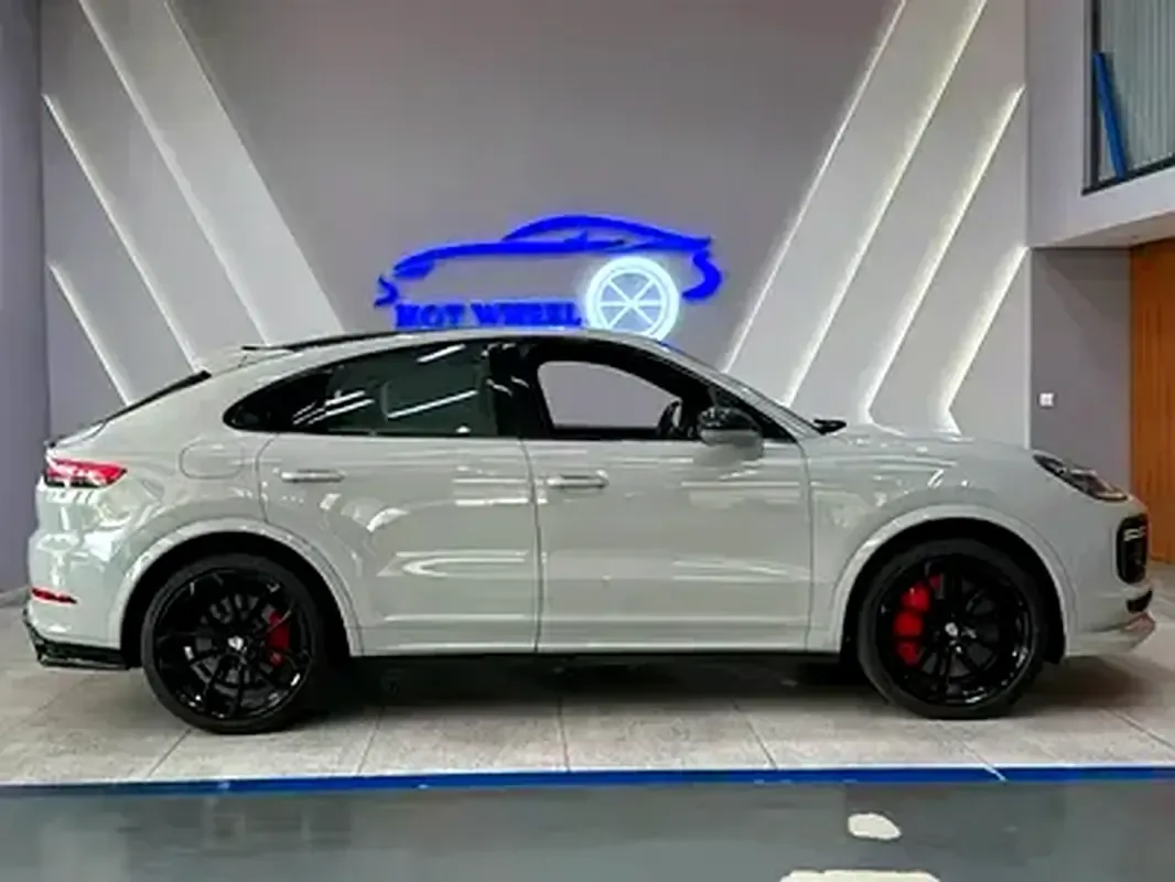 Porsche Cayenne Turbo 4.0 Tiptronic AWD (550 hp) - 6