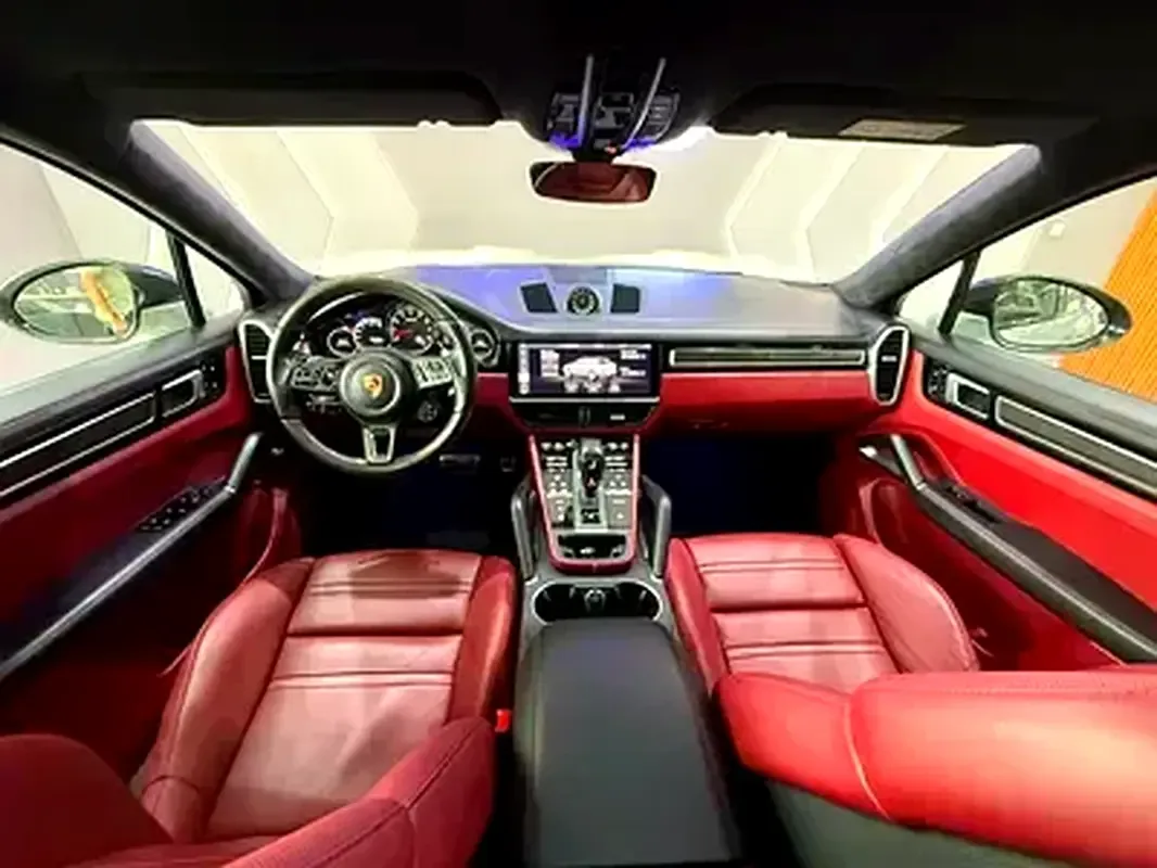 Porsche Cayenne Turbo 4.0 Tiptronic AWD (550 hp) - 13