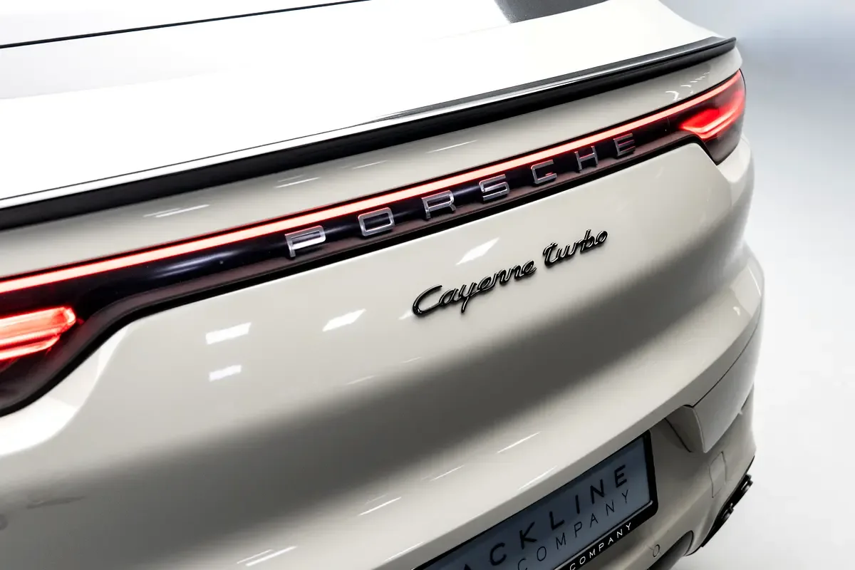 Porsche Cayenne Turbo 4.0 Tiptronic S AWD (550 hp) - 20