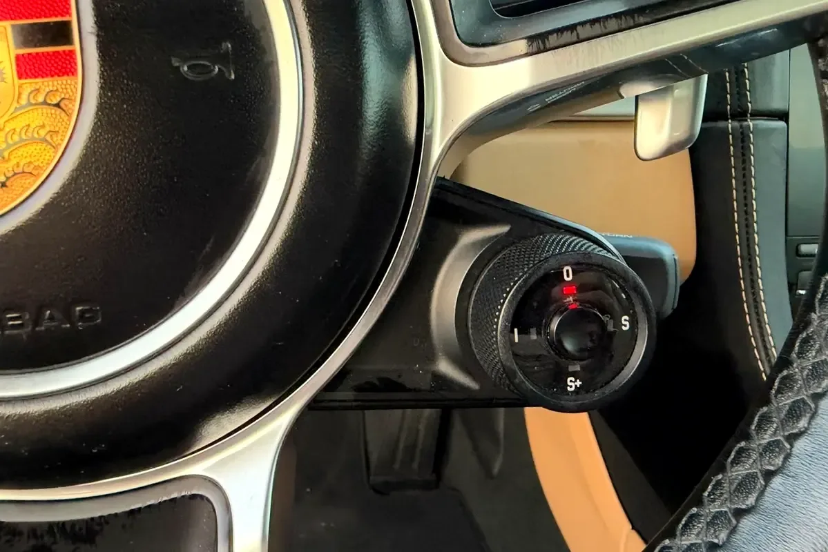Porsche Cayman 2.0 AMT RWD (300 حصان) - 14