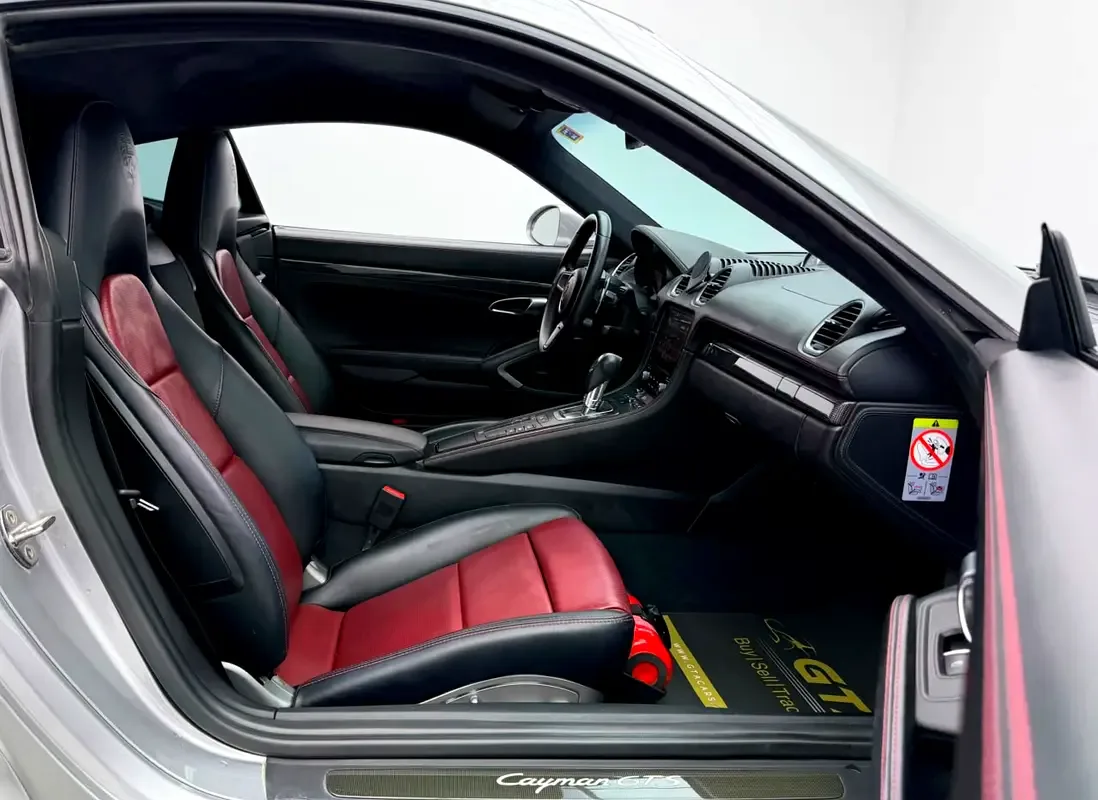 Porsche Cayman 2.5 PDK (365 hp) - 13