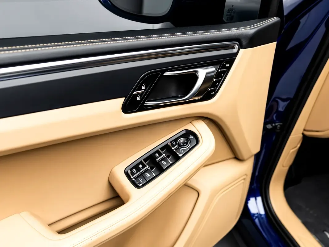 Porsche Macan 2.0 AMT 4WD (265 hp) - 8